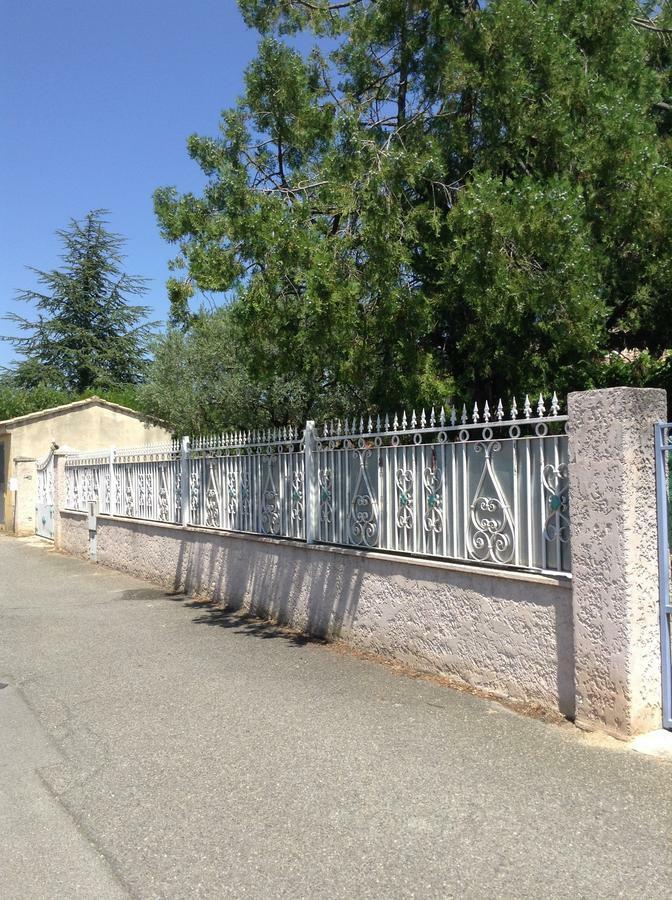 Villa Hortensia Carpentras Buitenkant foto